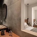 Aparthotel Paradise Elegant Apartments, By Zantewize 4*