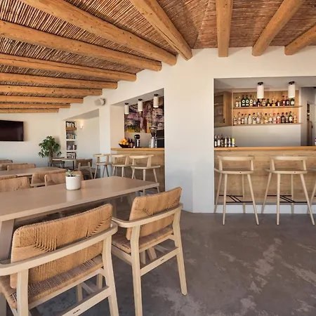 Paradise Elegant Apartments, By Zantewize Апарт-отель 4*