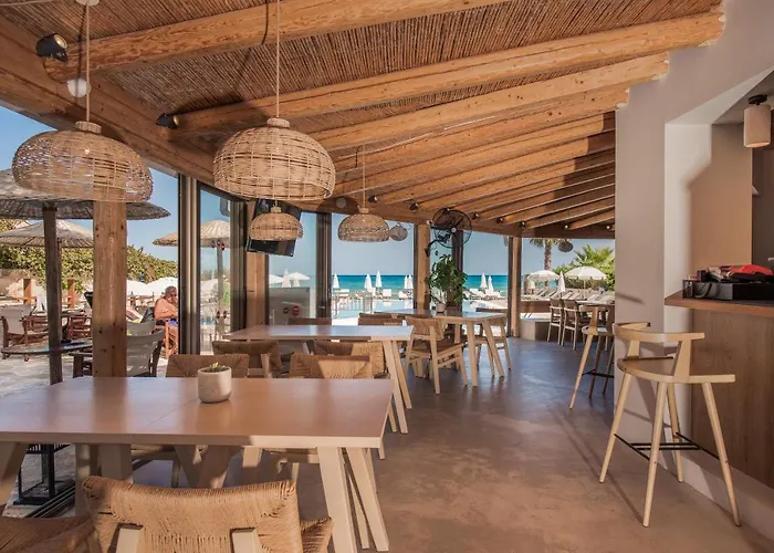 Paradise Elegant Apartments, By Zantewize Alykes (Zakynthos)