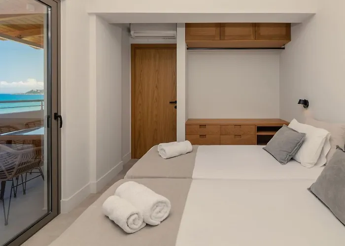 Paradise Elegant Apartments, By Zantewize 4* Alykes (Zakynthos)