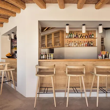 Paradise Elegant Apartments, By Zantewize Alykes (Zakynthos)