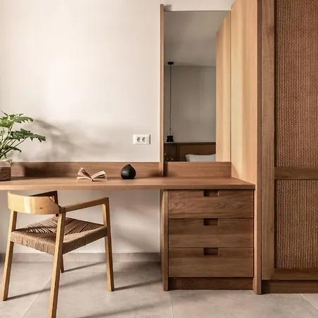 Apartahotel Paradise Elegant Apartments, By Zantewize Alykes (Zakynthos)