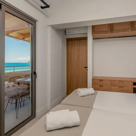 Paradise Elegant Apartments, By Zantewize 4*